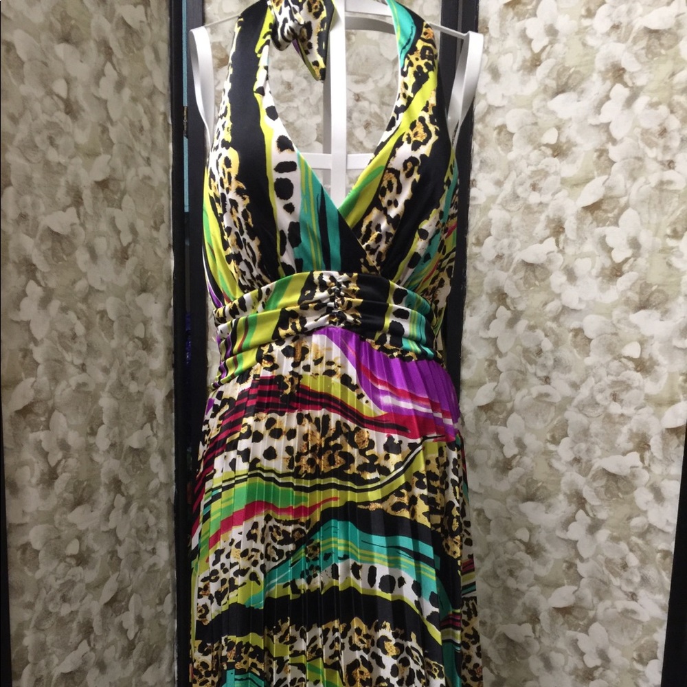 😁 Gorgeous Animal Print, Sexy Halter Dress